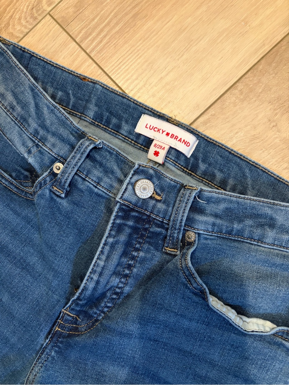 Lucky Brand Women's Medium Blue Skinny Jeans
